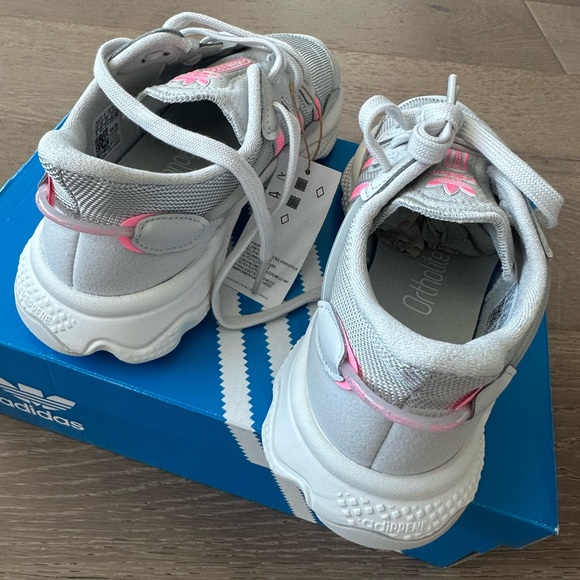 NEW Adidas Ojweego Gray and Pink Ortholite - Picture 5 of 7